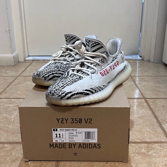 Adidas Yeezy Boost 350 V2 White/Black/Red "Zebra"- Men's 11.5 - Picture 1 of 2